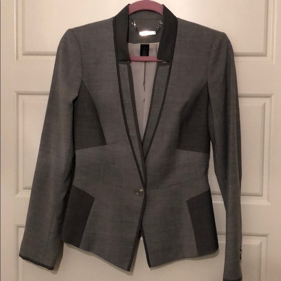 Gray blazer. - Picture 1 of 5